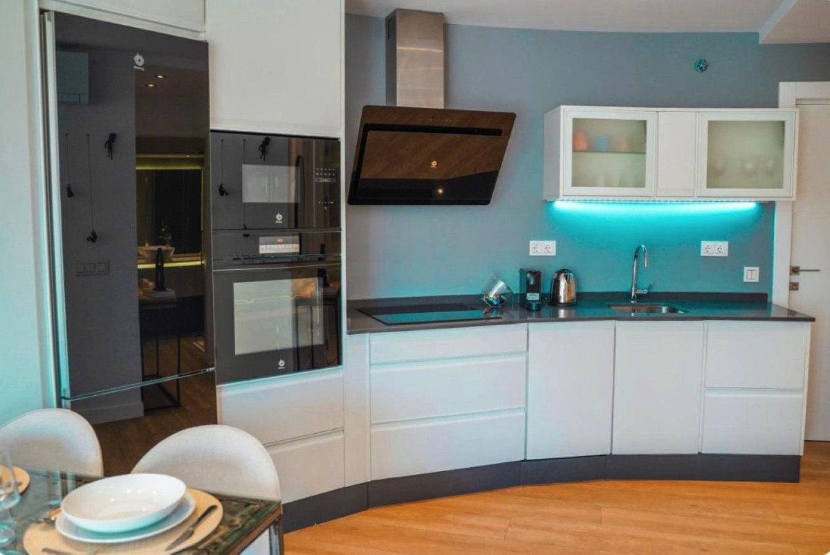 1 bedroom Apartments for sale in Marbella – R5142559