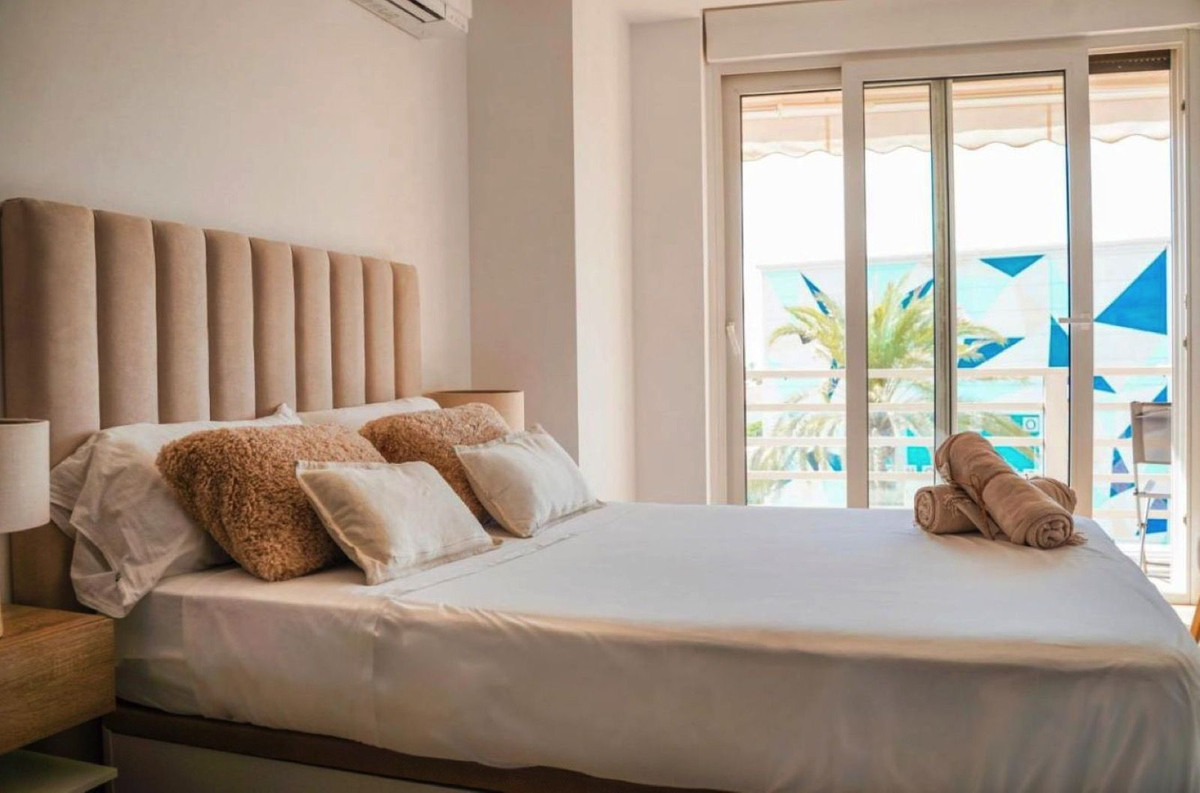 1 bedroom Apartments for sale in Marbella – R5142559