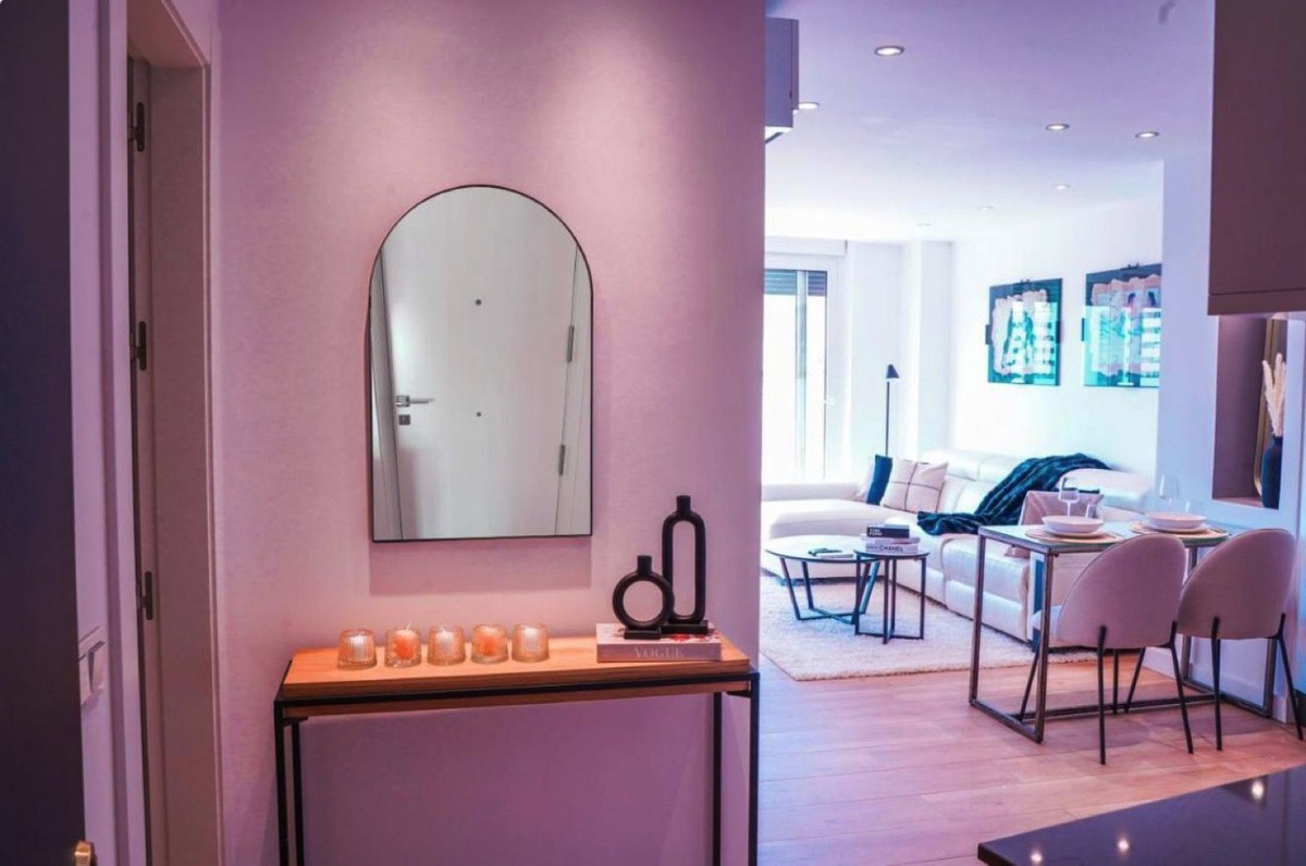 1 bedroom Apartments for sale in Marbella – R5142559
