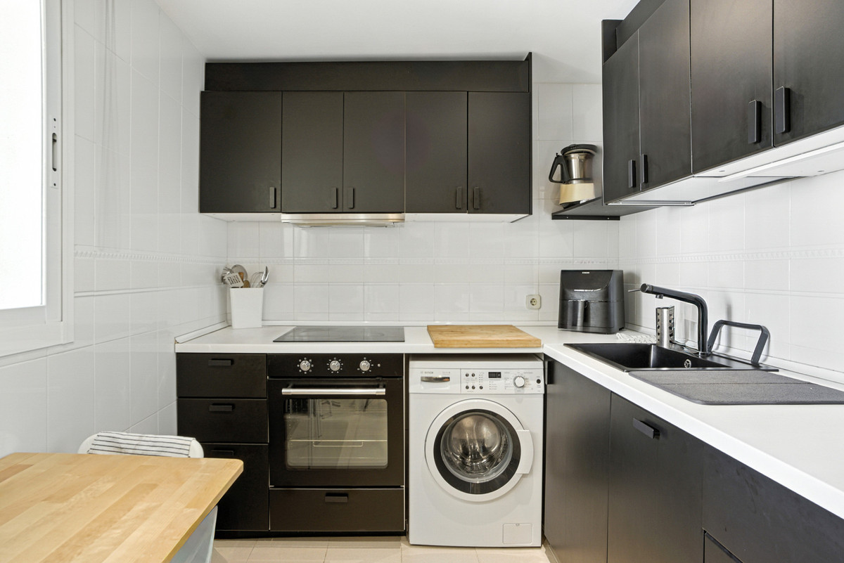 2 bedroom Apartments for sale in Elviria – R5132773