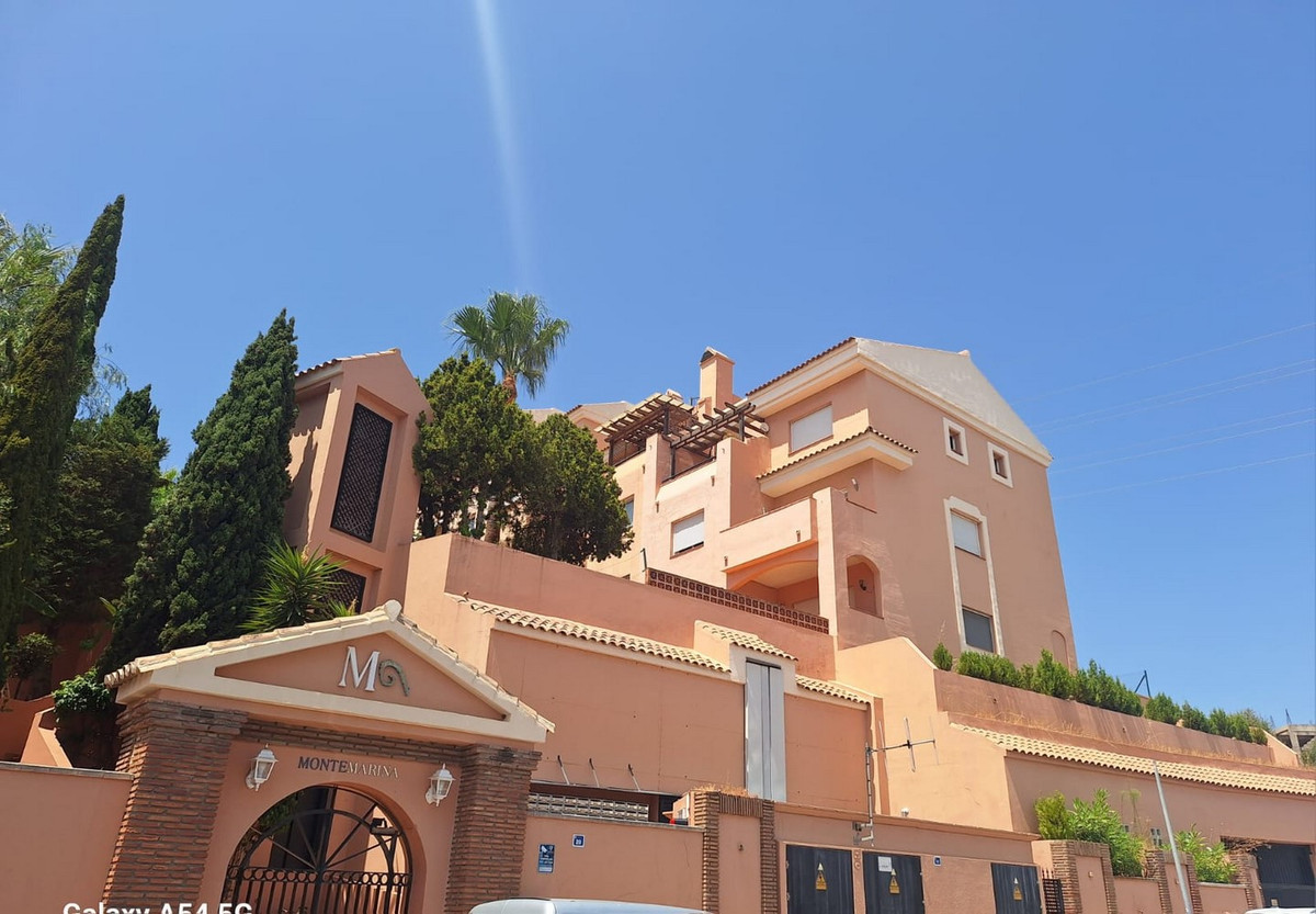 Apartamentos de 2 dormitorios en venta en Riviera del Sol – R5131075