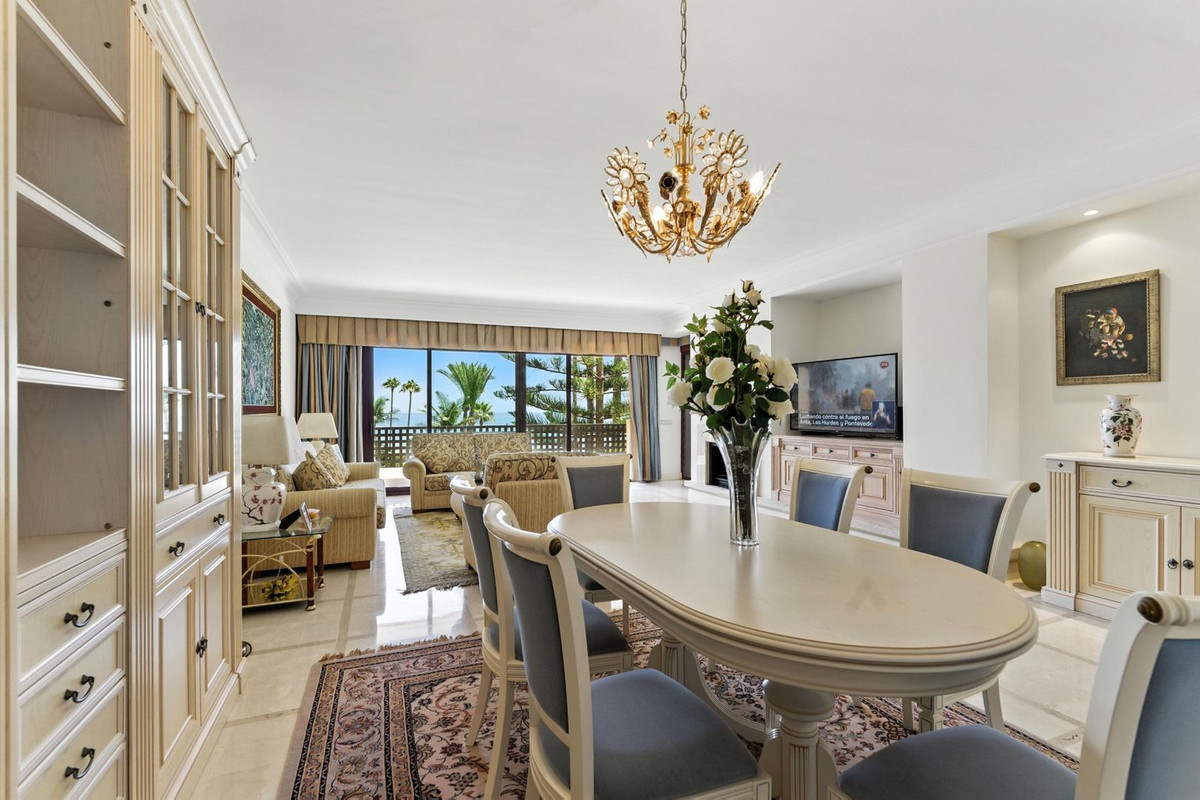 Apartamentos de 2 dormitorios en venta en Atalaya – R5126542
