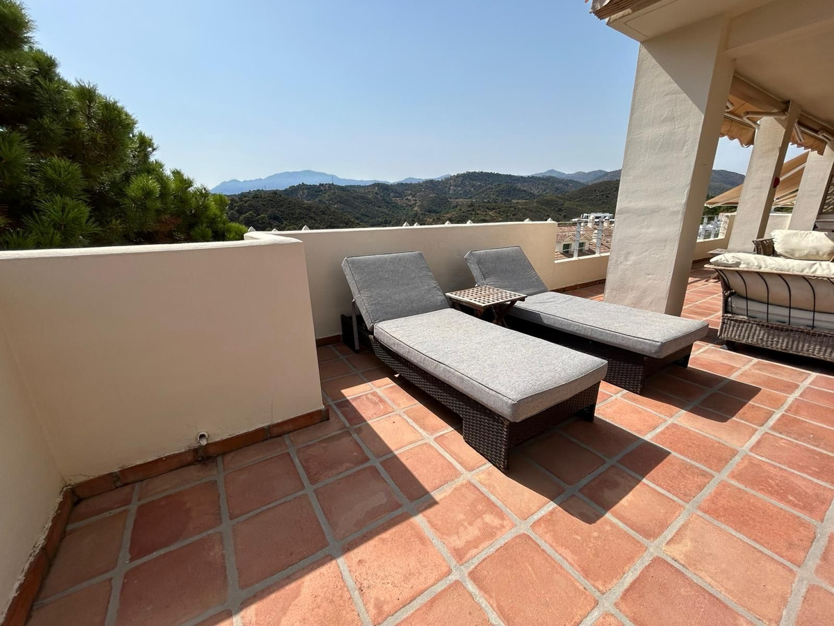 Apartamentos de 2 dormitorios en venta en Selwo – R5130625