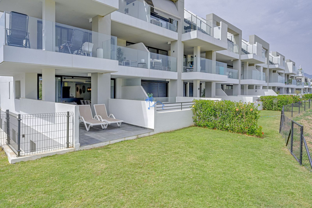 Apartamentos de 3 dormitorios en venta en La Cala de Mijas – R5145220