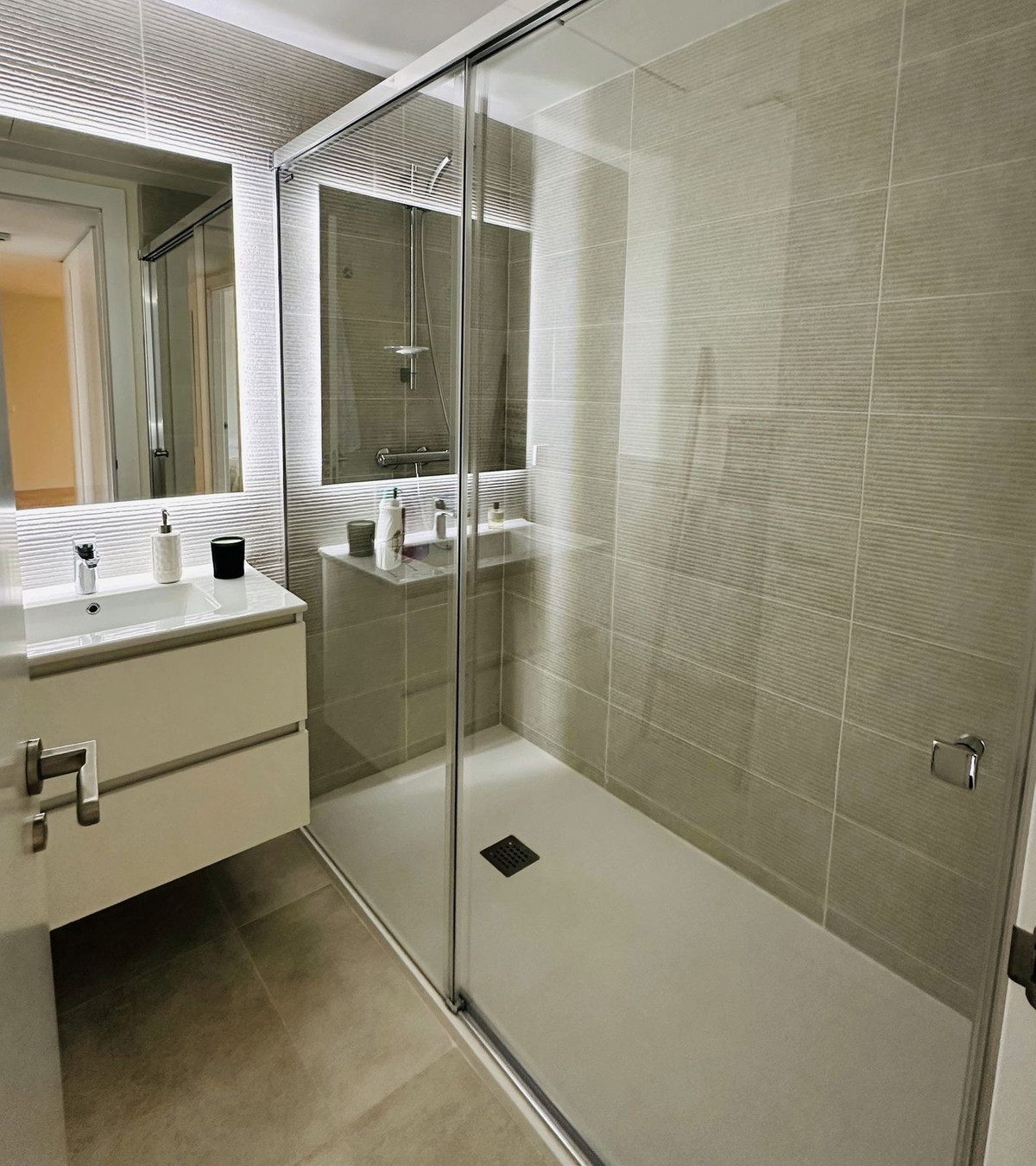 3 bedroom Apartments for sale in Nueva Milla de Oro – R5129878