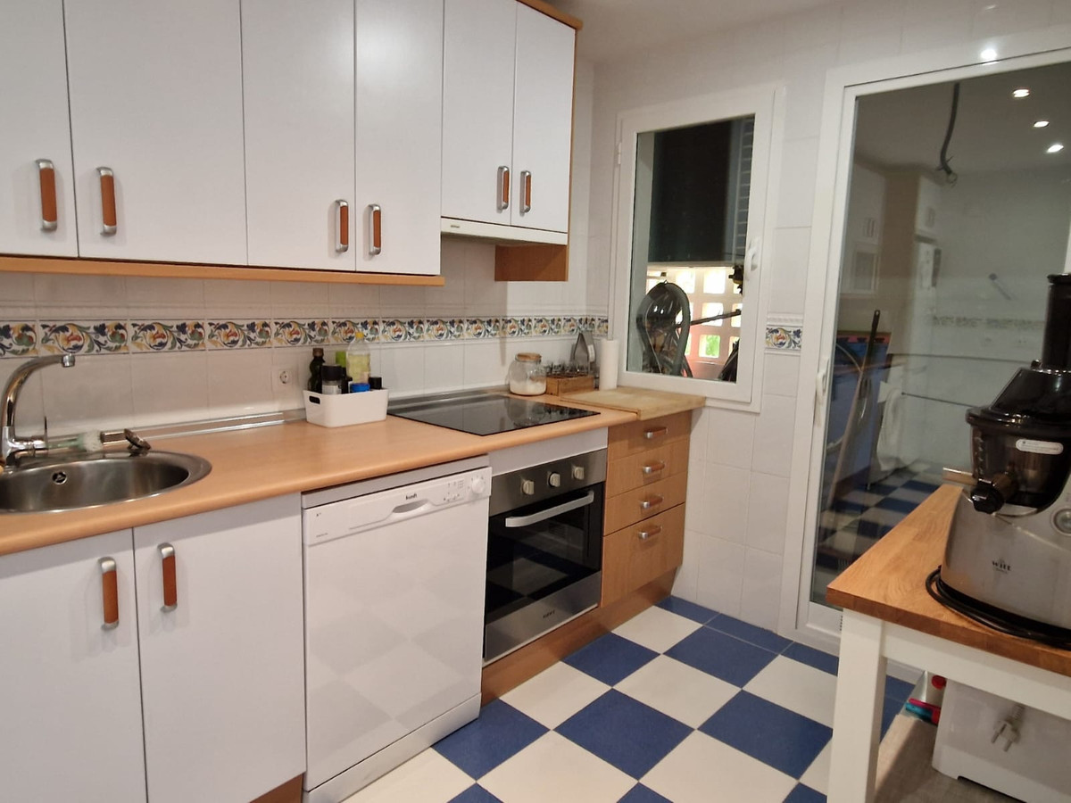 Apartamentos de 2 dormitorios en venta en Calahonda – R5143450