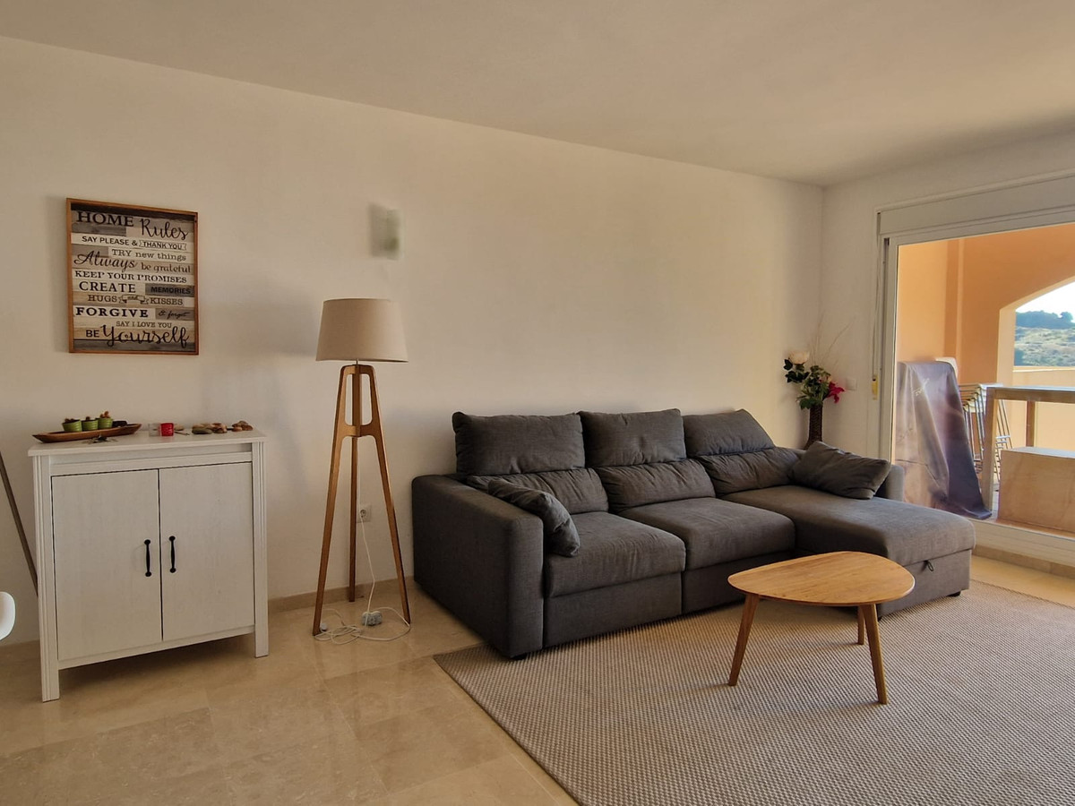 Apartamentos de 2 dormitorios en venta en Calahonda – R5143450