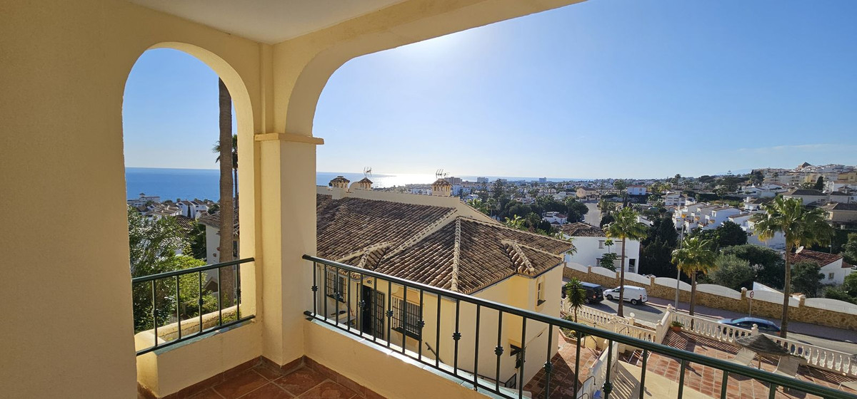 3 bedroom Apartments for sale in Riviera del Sol – R5136142