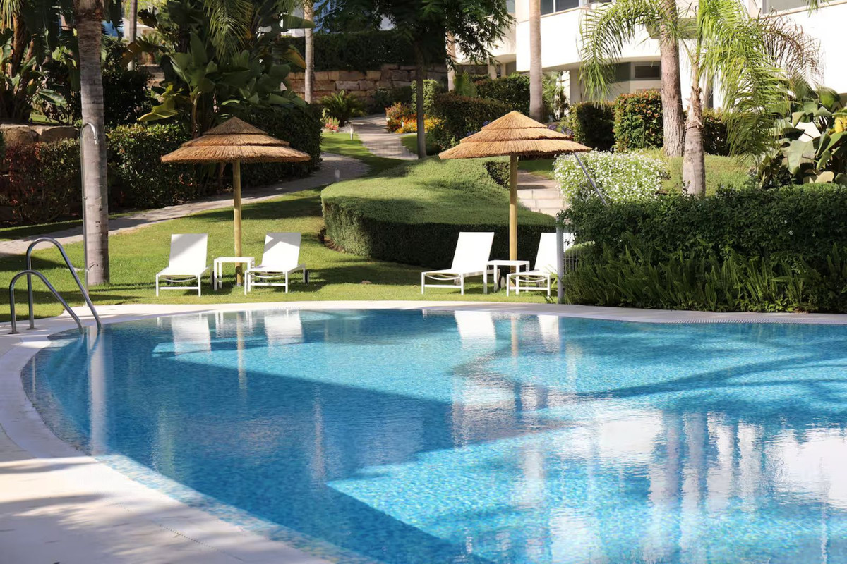 2 bedroom Townhouses for sale in Sierra Blanca – R5021437
