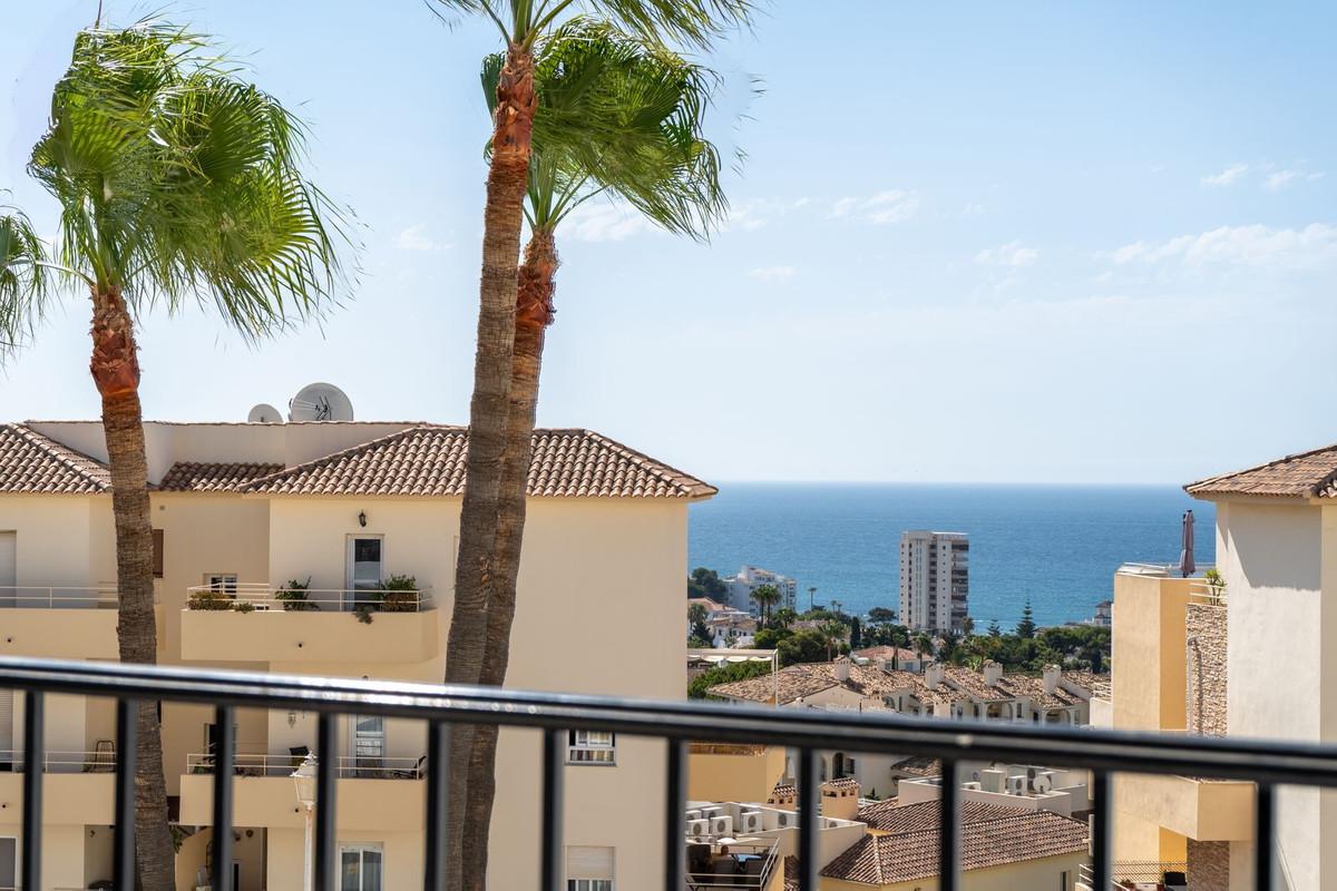 3 bedroom Apartments for sale in Riviera del Sol – R5126425