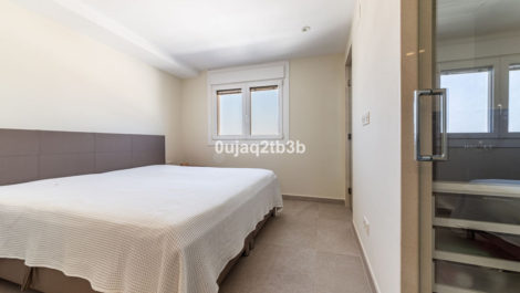 Aticos de 3 dormitorios en venta en Marbella – R5133544