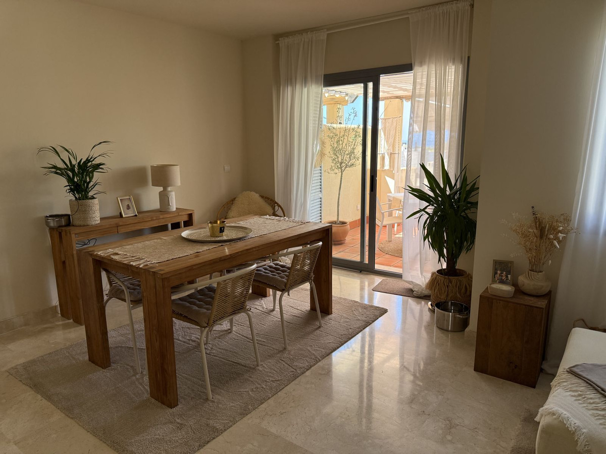 Adosados de 3 dormitorios en venta en Cabopino – R5125000