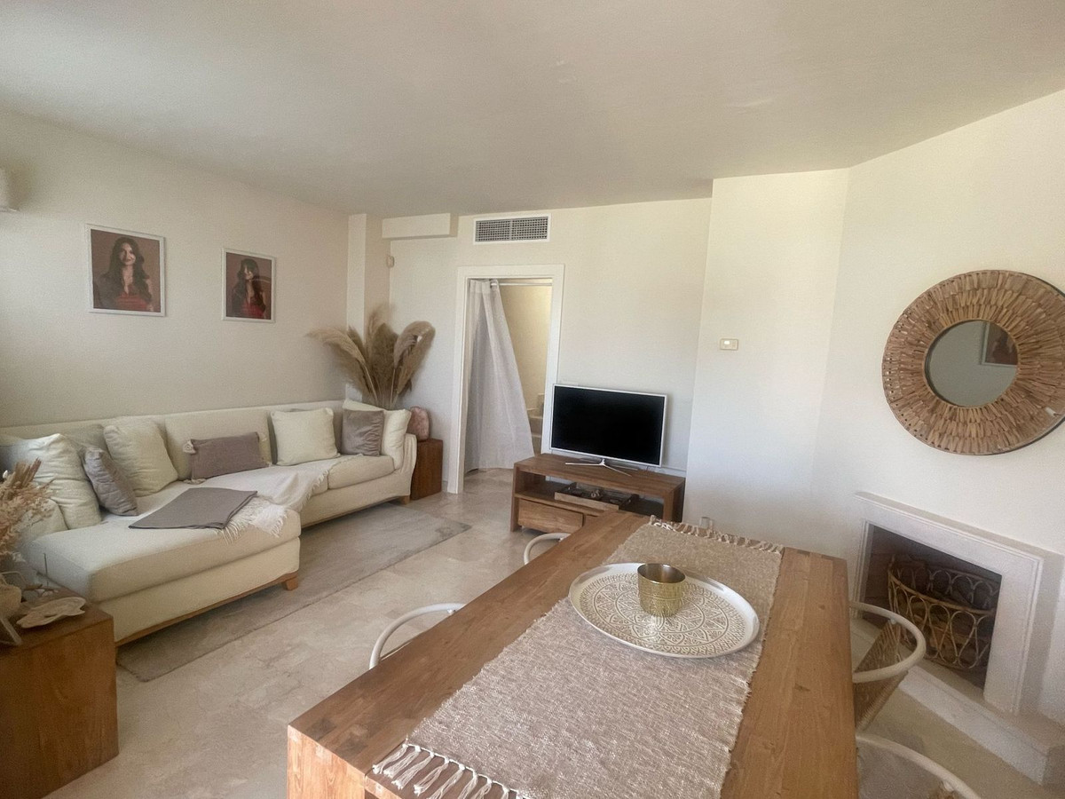Adosados de 3 dormitorios en venta en Cabopino – R5125000
