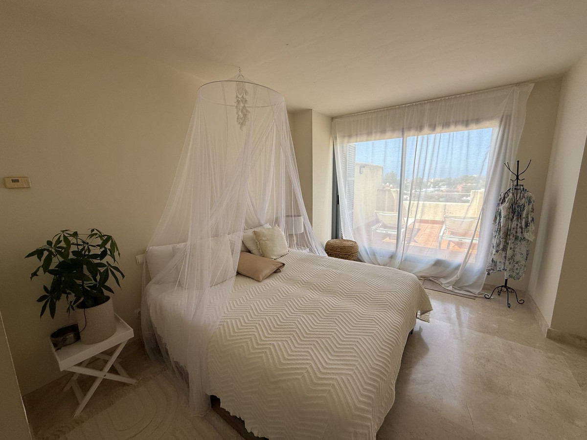 Adosados de 3 dormitorios en venta en Cabopino – R5125000