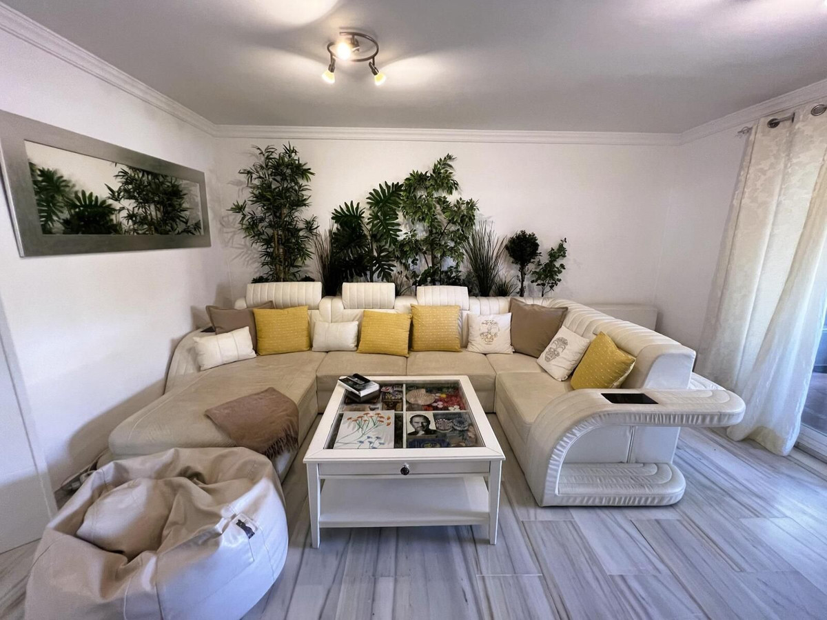 2 bedroom Apartments for sale in Marbella – R4802284