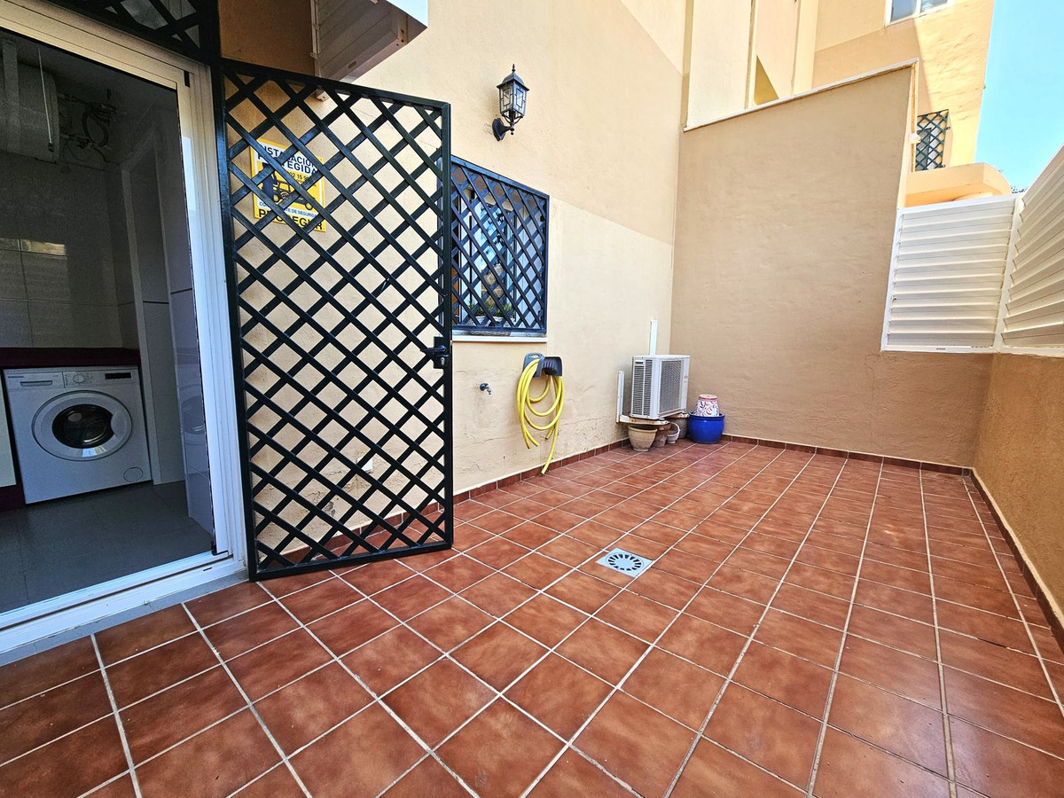 Apartamentos de 2 dormitorios en venta en Selwo – R5080735