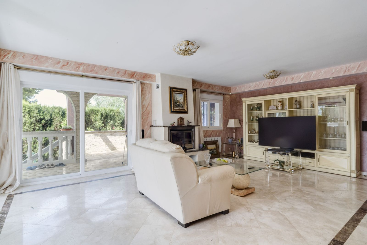 4 bedroom Villas for sale in Carib Playa – R5137777