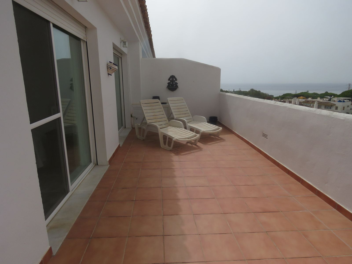 2 bedroom Penthouses for sale in Calahonda – R5143807