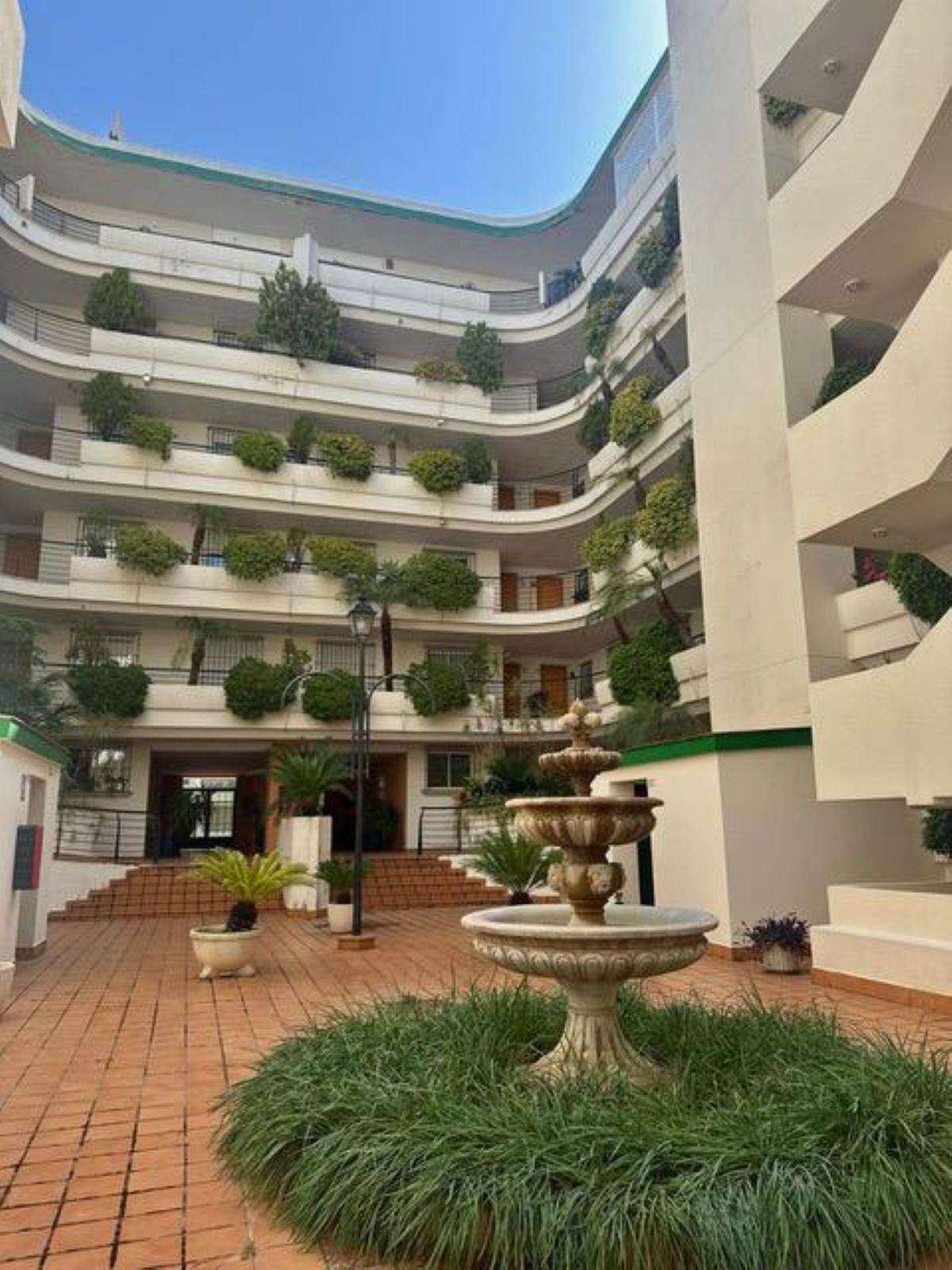 3 bedroom Apartments for sale in Guadalmina Alta – R5140060
