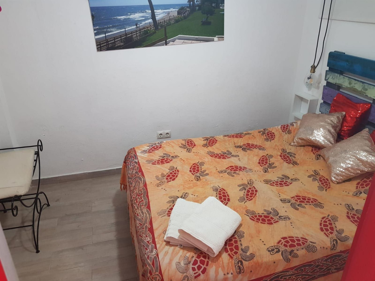 Apartamentos de 2 dormitorios en venta en Calahonda – R5135827
