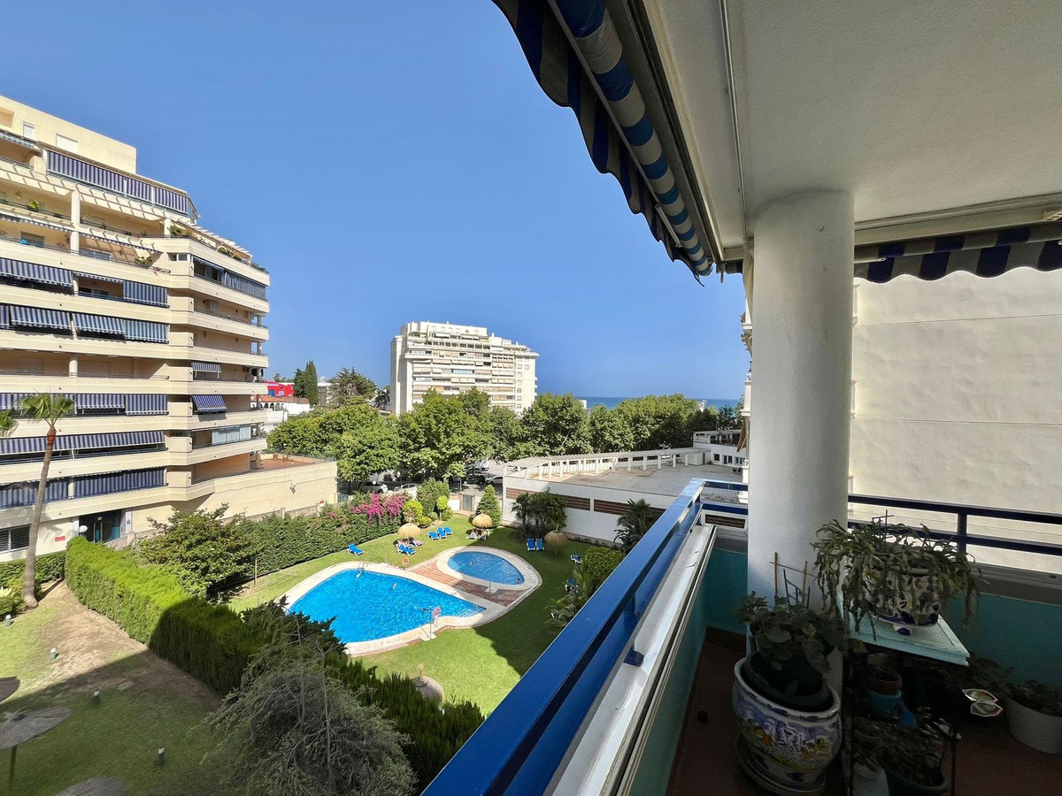 2 bedroom Apartments for sale in Marbella – R5134468