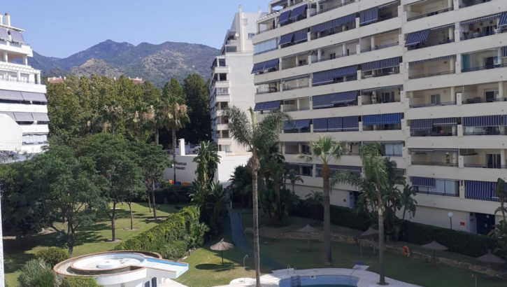 2 bedroom Apartments for sale in Marbella – R5134468 in 
