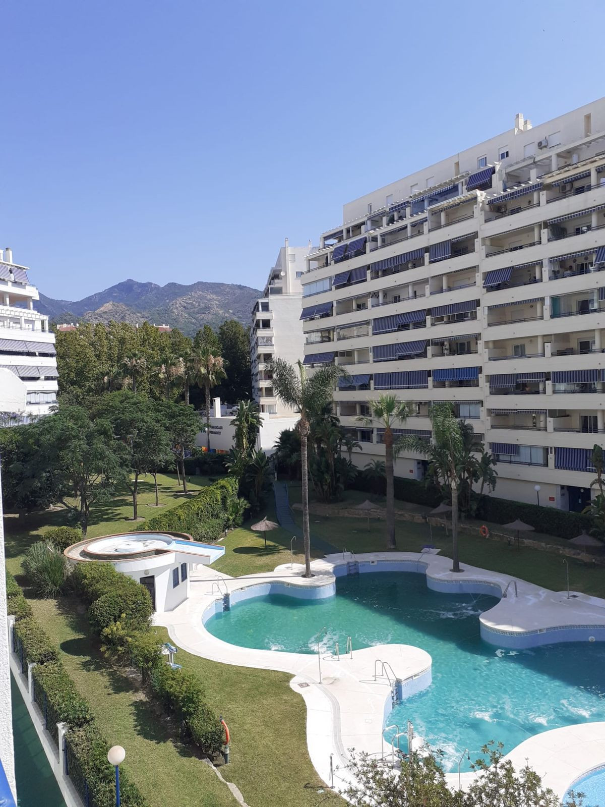 2 bedroom Apartments for sale in Marbella – R5134468