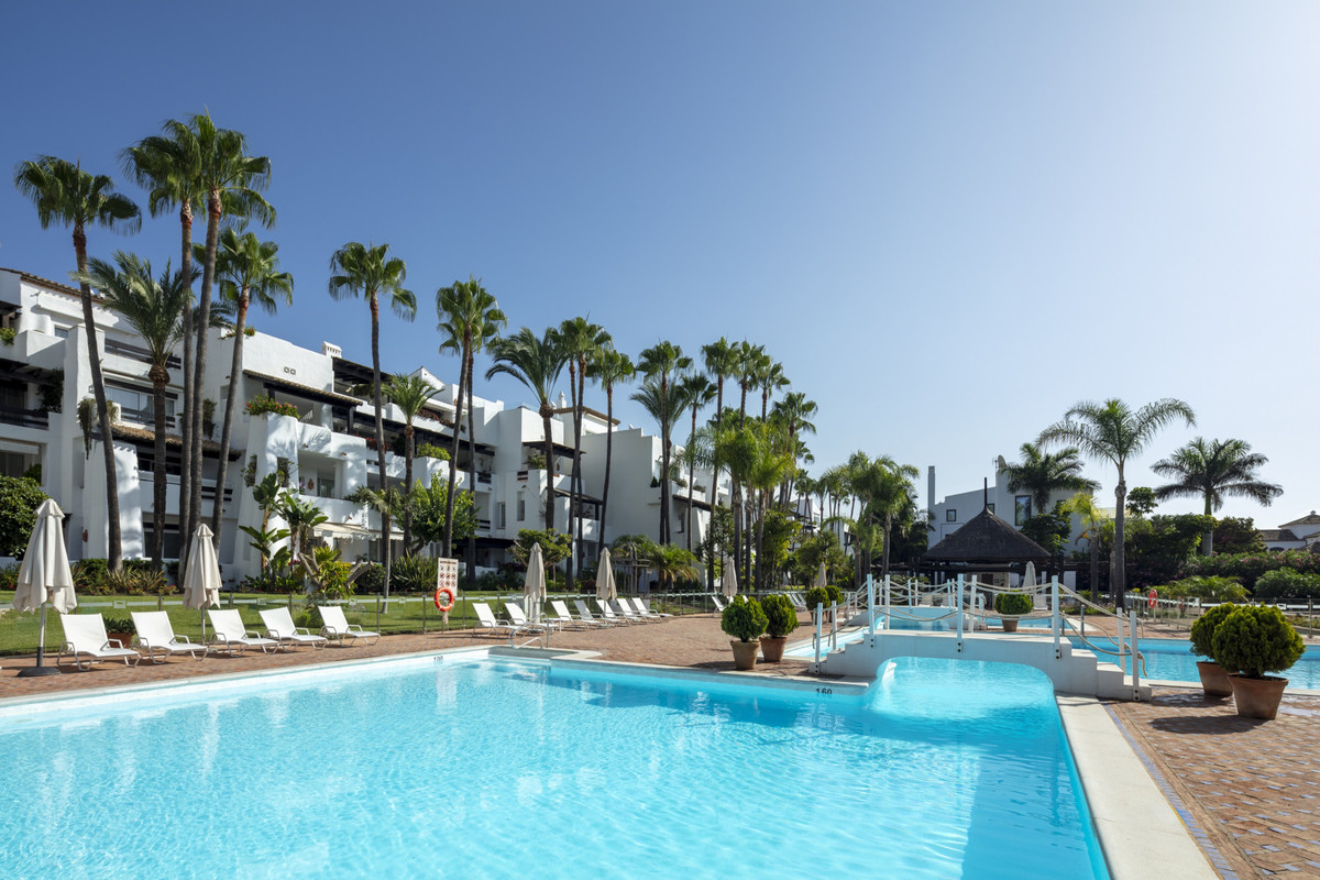 3 bedroom Apartments for sale in Milla de Oro – R5129314