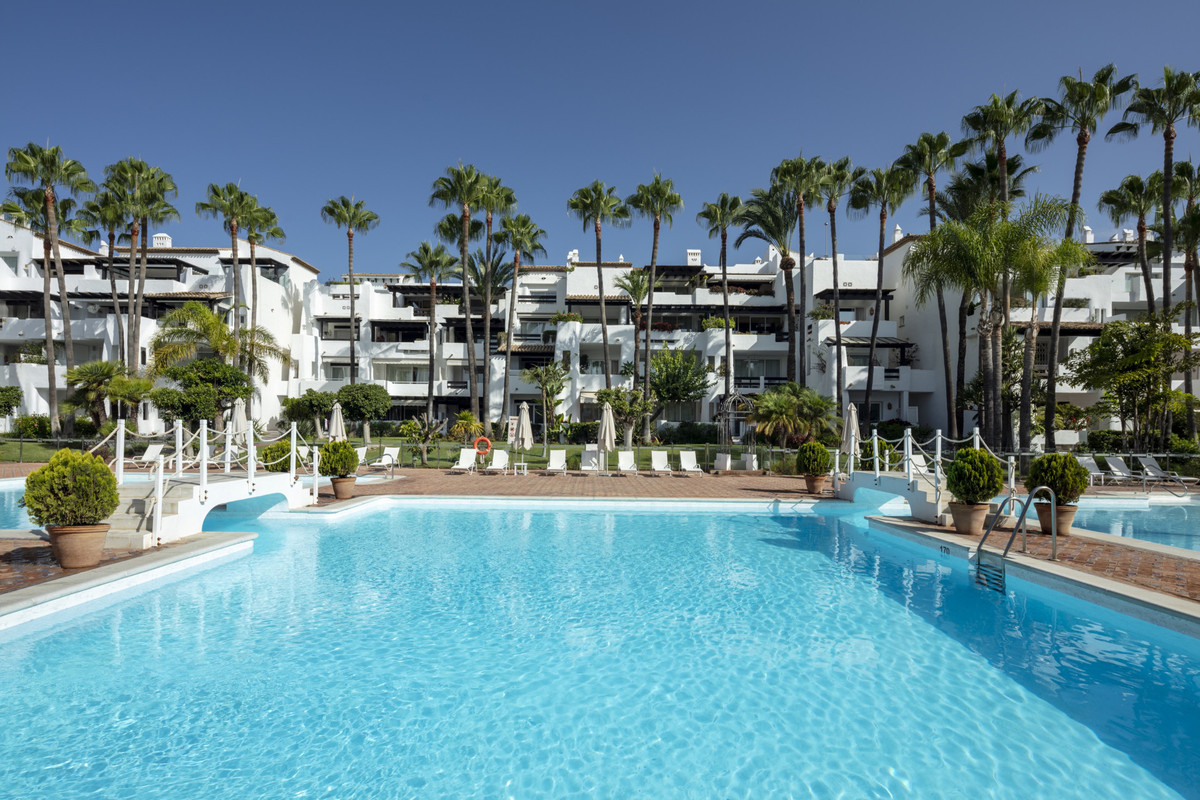 3 bedroom Apartments for sale in Milla de Oro – R5129314