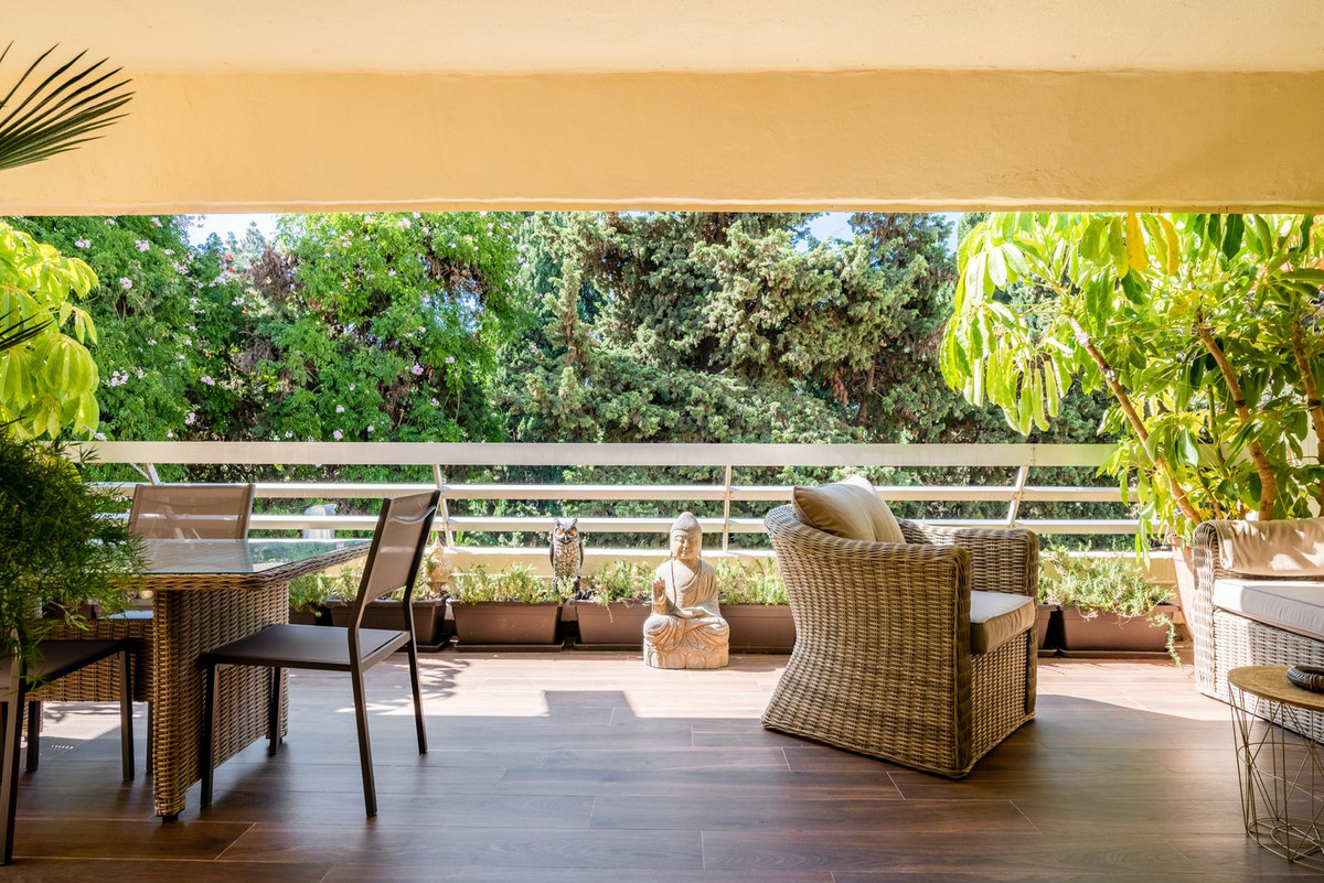2 bedroom Apartments for sale in Marbella – R5128948