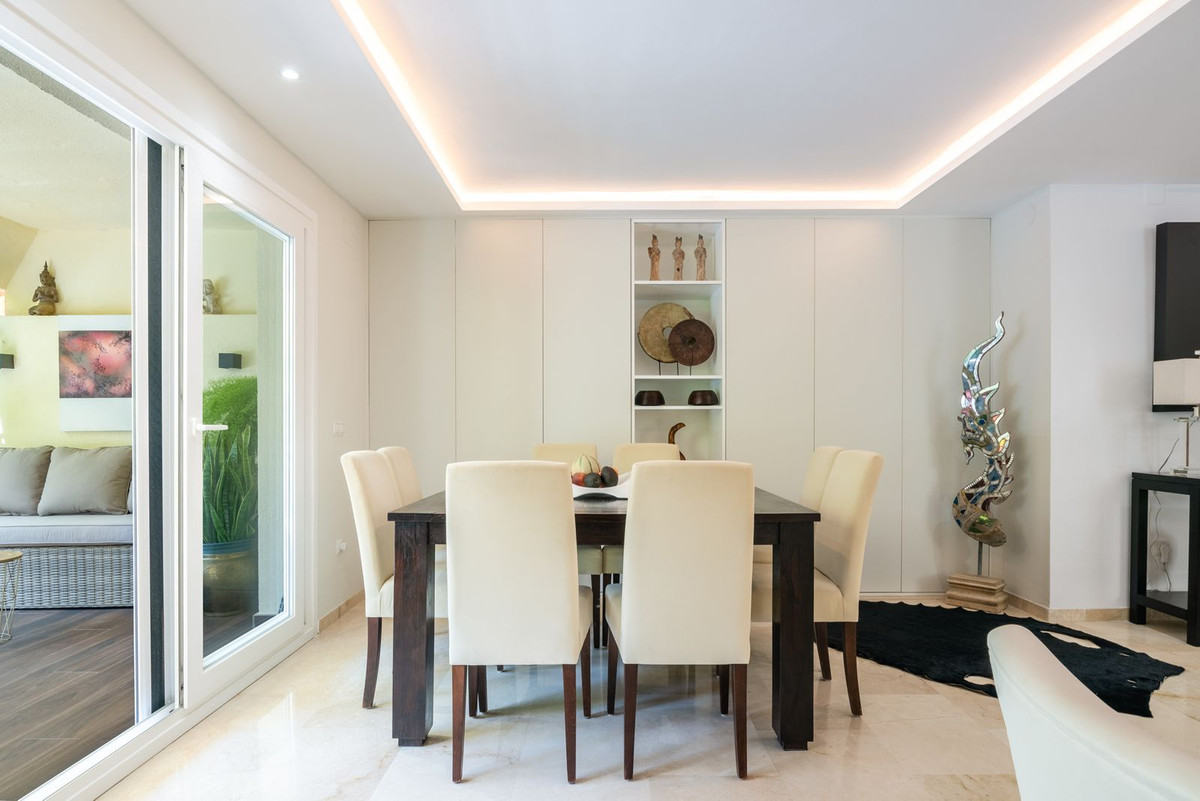 2 bedroom Apartments for sale in Marbella – R5128948