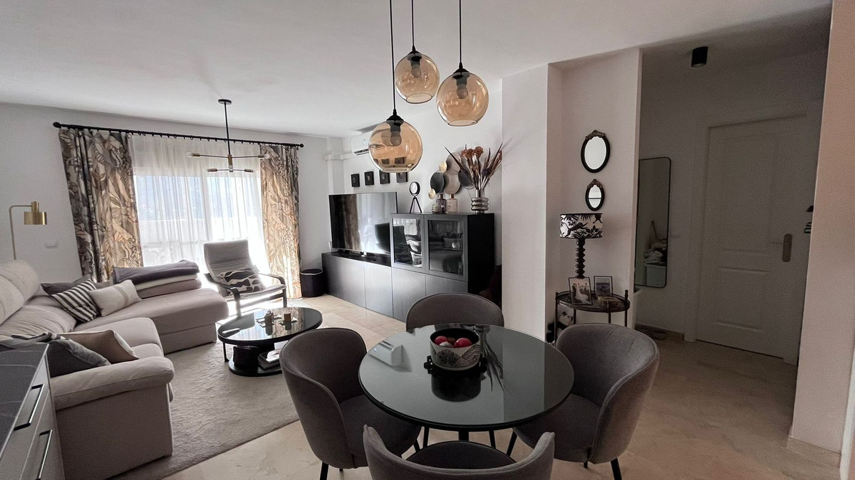 2 bedroom Apartments for sale in Riviera del Sol – R5133235