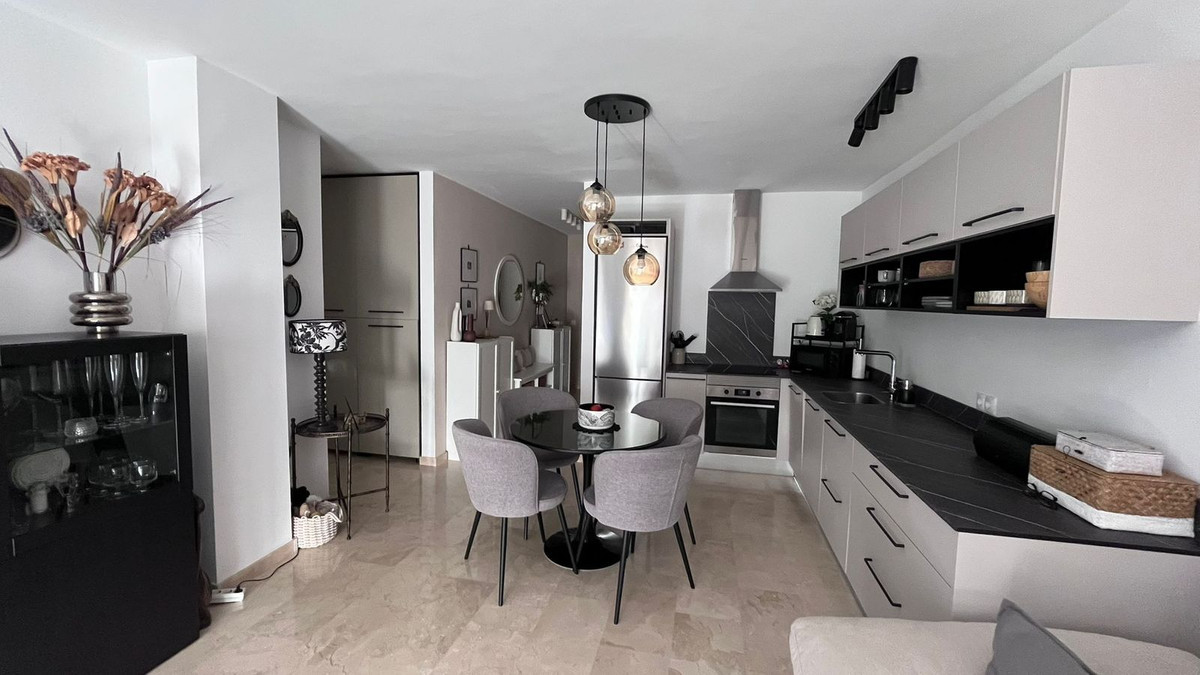 2 bedroom Apartments for sale in Riviera del Sol – R5133235