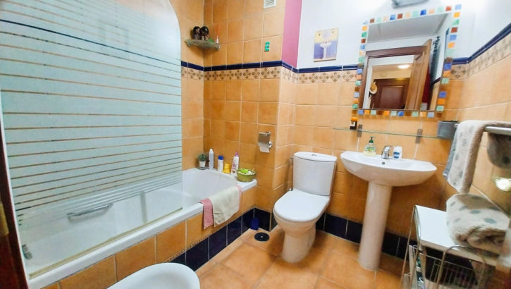 2 bedroom Apartments for sale in Calahonda – R5141524 in 