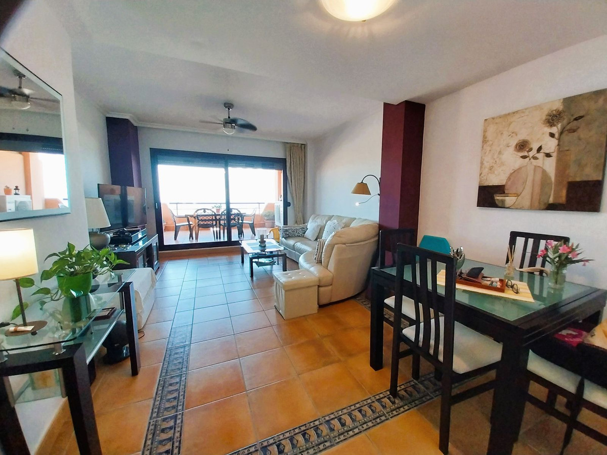 2 bedroom Apartments for sale in Calahonda – R5141524