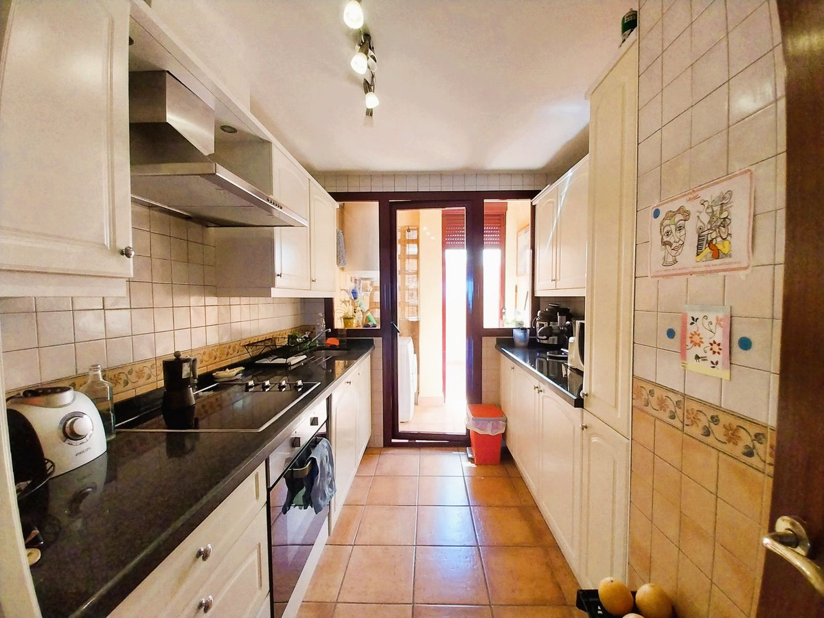 2 bedroom Apartments for sale in Calahonda – R5141524