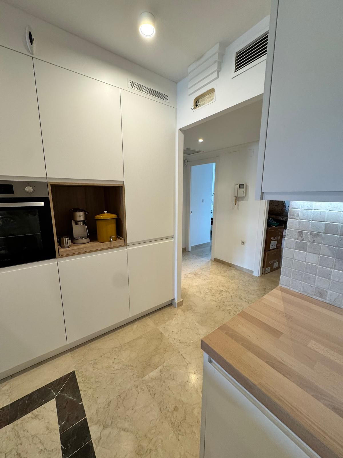 3 bedroom Apartments for sale in Marbella – R5119930