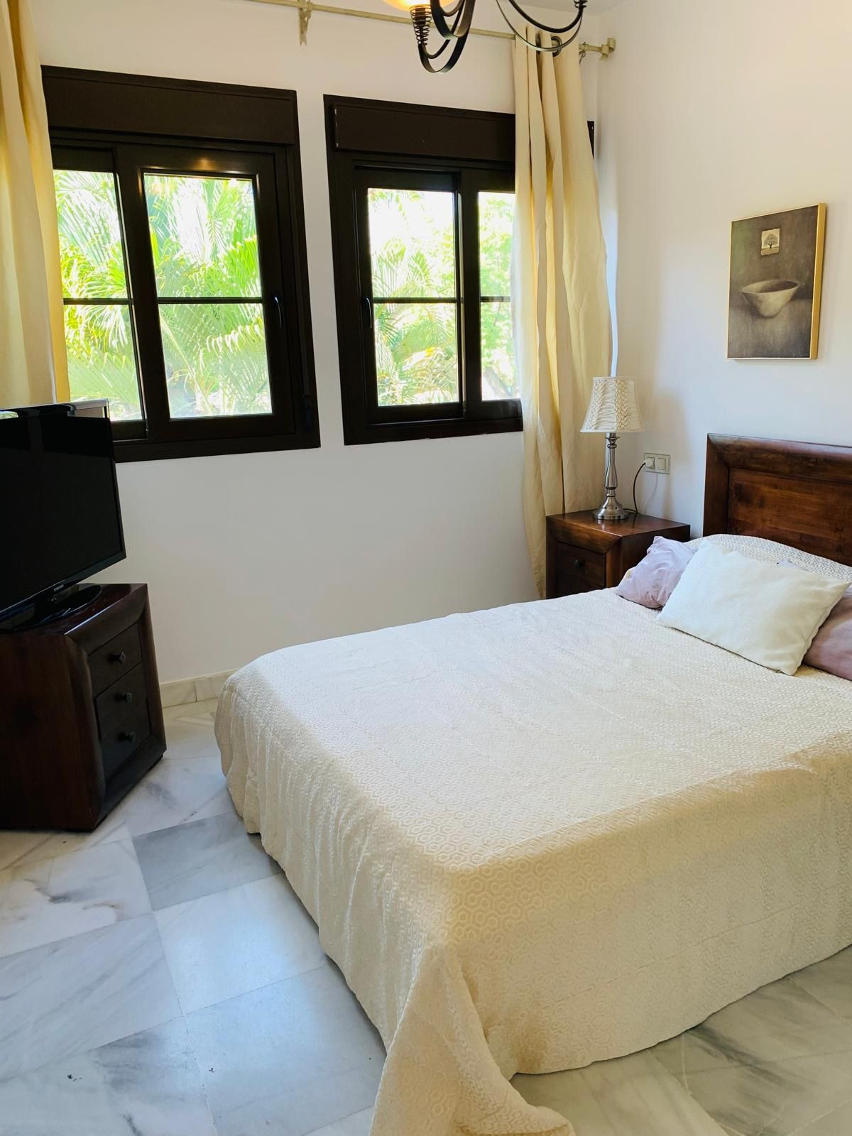 Apartamentos de 3 dormitorios en venta en Hacienda del Sol – R5130697