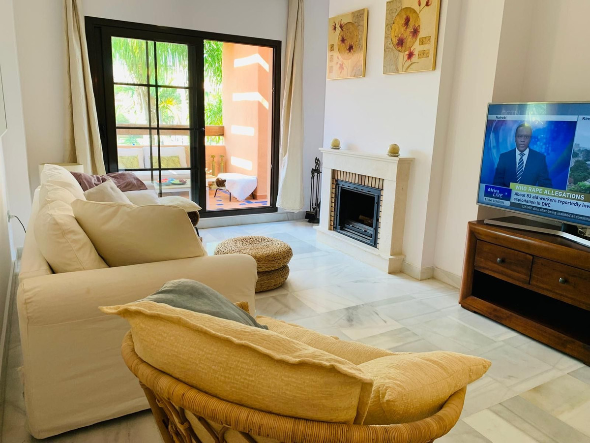 Apartamentos de 3 dormitorios en venta en Hacienda del Sol – R5130697