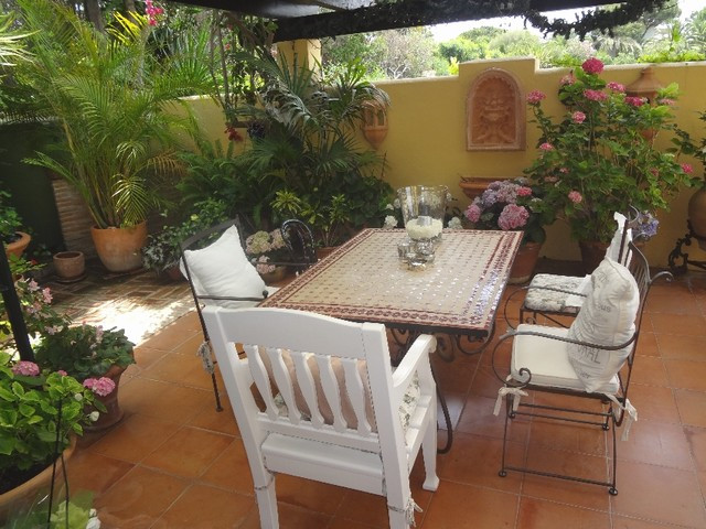 Villas de 5 dormitorios en venta en Elviria – R5146693