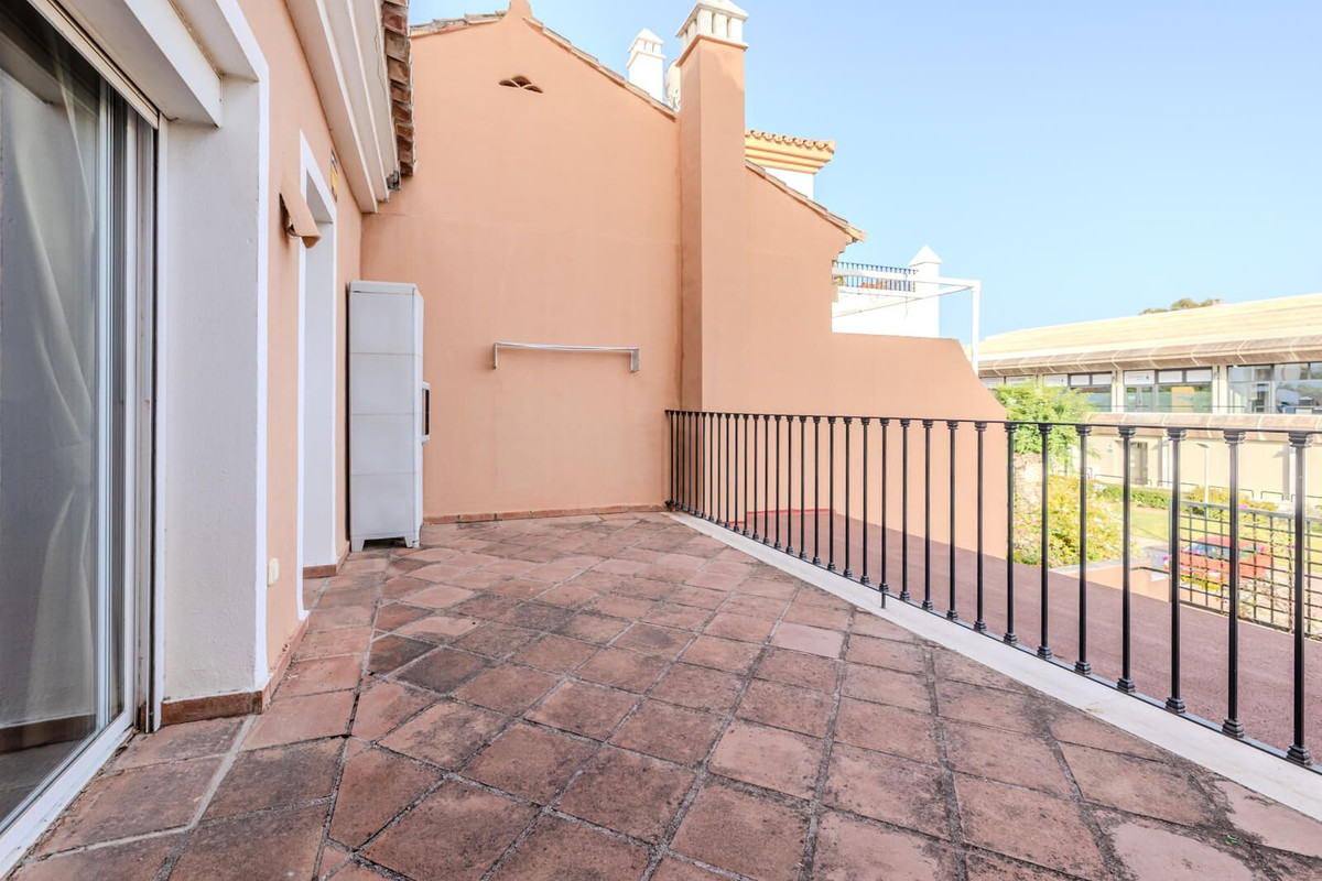 3 bedroom Apartments for sale in Guadalmina Alta – R5131471
