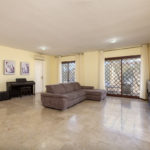 Apartamentos de 3 dormitorios en venta en Milla de Oro – R4036594