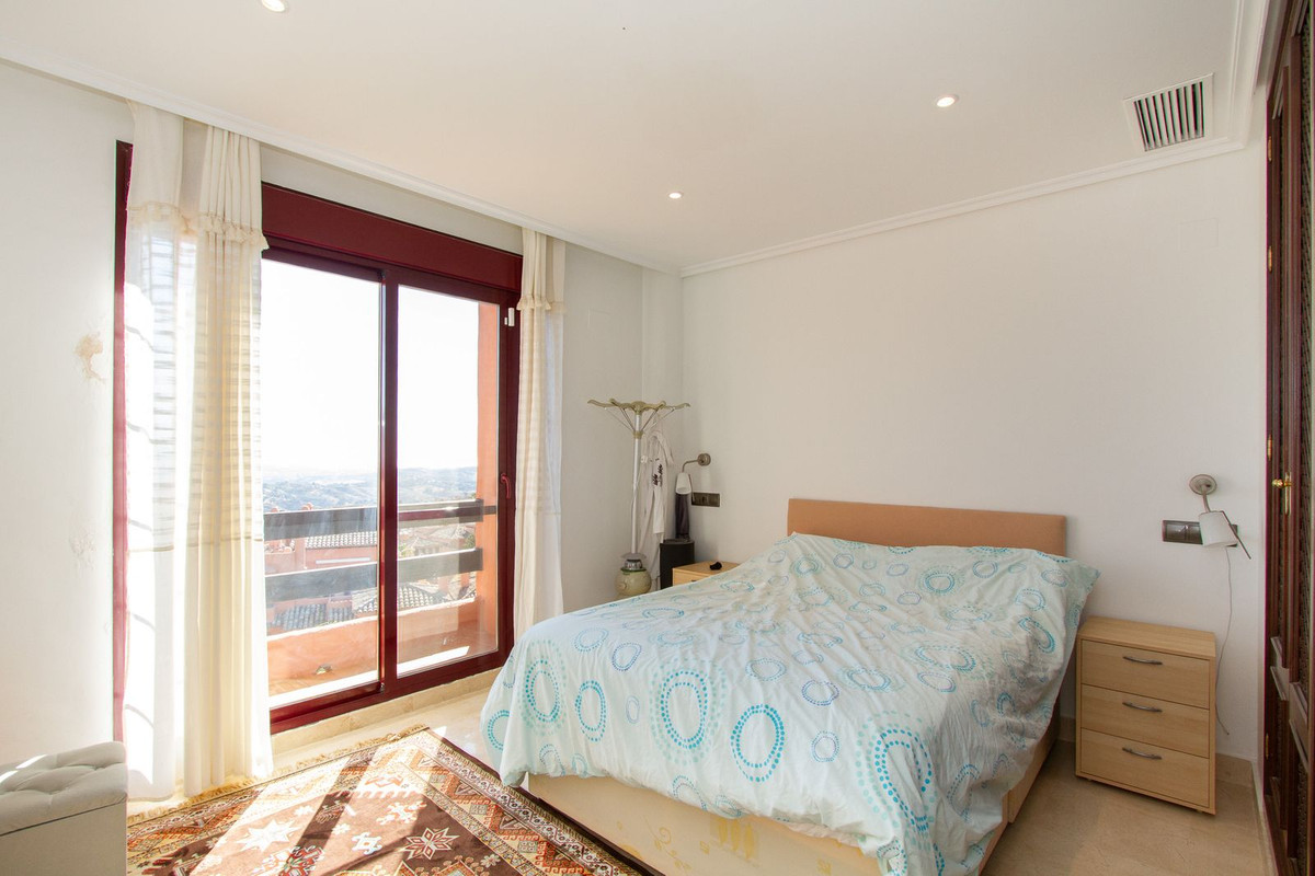 4 bedroom Penthouses for sale in La Mairena – R5118145