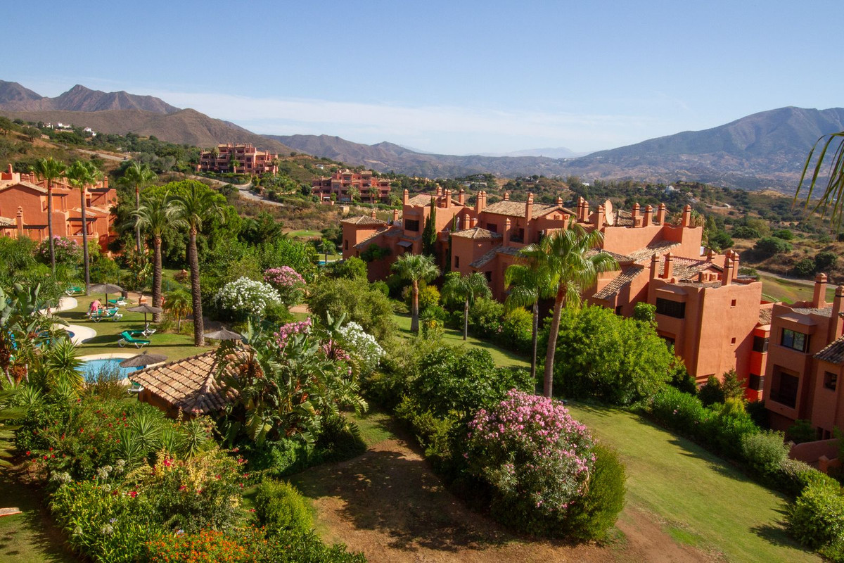 4 bedroom Penthouses for sale in La Mairena – R5118145