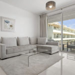 Apartamentos de 3 dormitorios en venta en Nueva Milla de Oro – R5137900