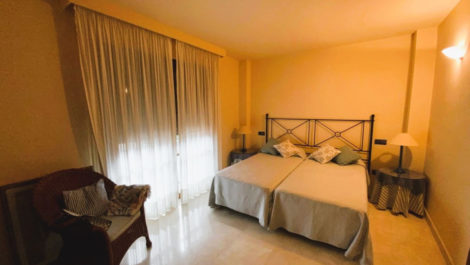 Villas de 5 dormitorios en venta en Marbella – R5135377