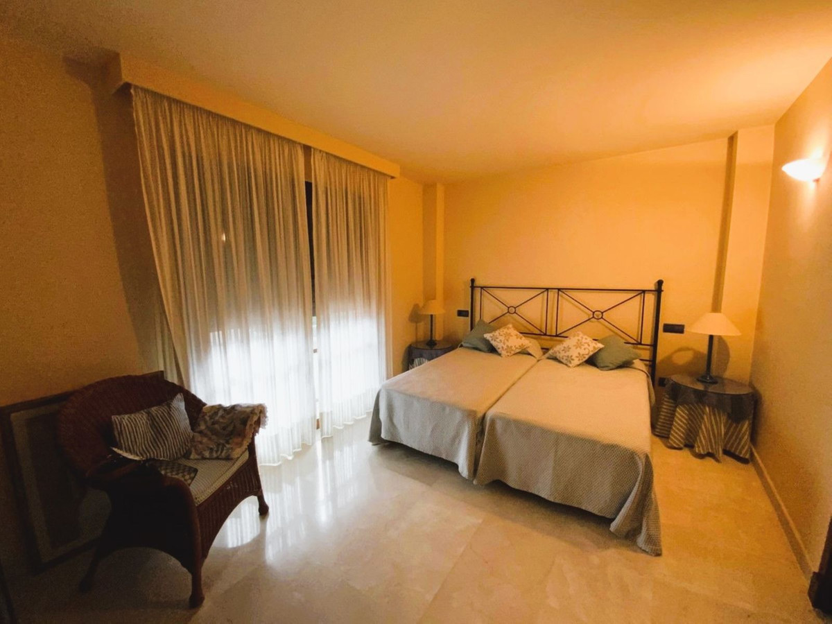 Villas de 5 dormitorios en venta en Marbella – R5135377