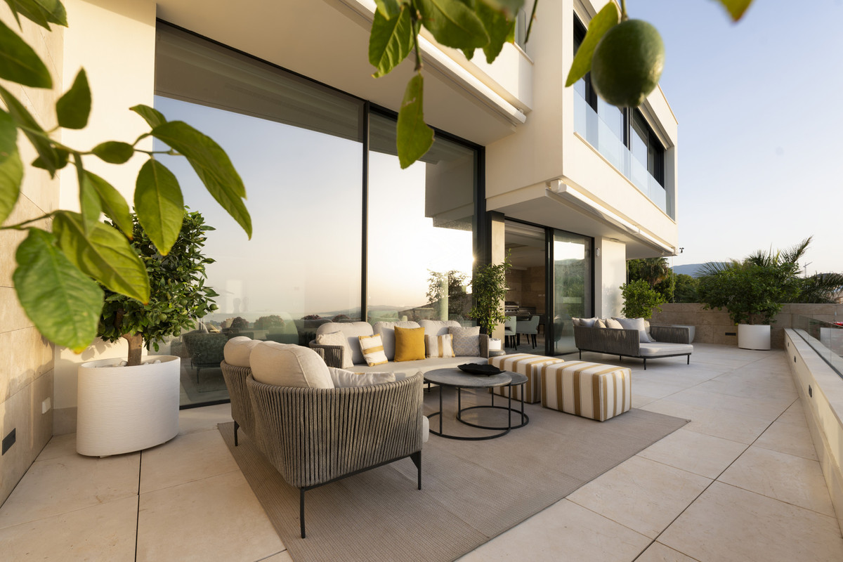 Apartamentos de 3 dormitorios en venta en La Quinta – R5130082