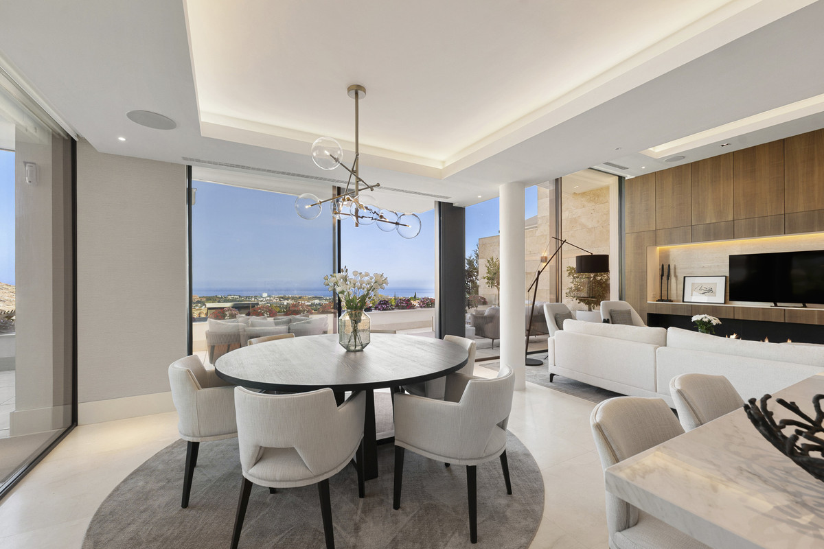 Apartamentos de 3 dormitorios en venta en La Quinta – R5130082