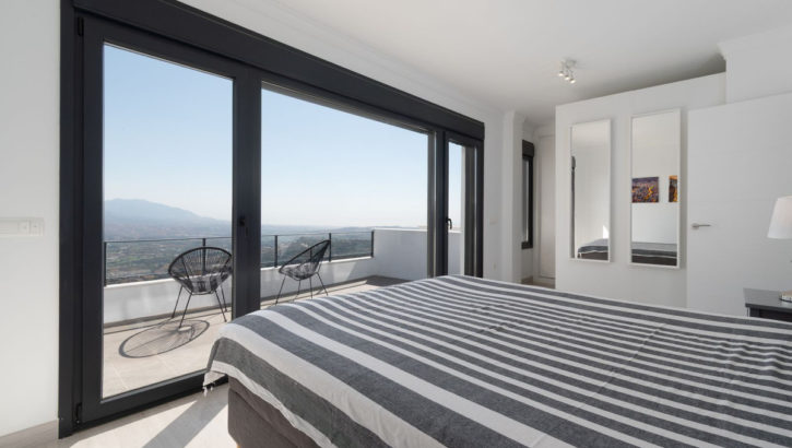 4 bedroom Townhouses for sale in La Mairena – R5126974 in 